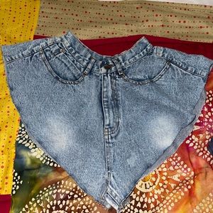 Women’s fashion jean shorts
